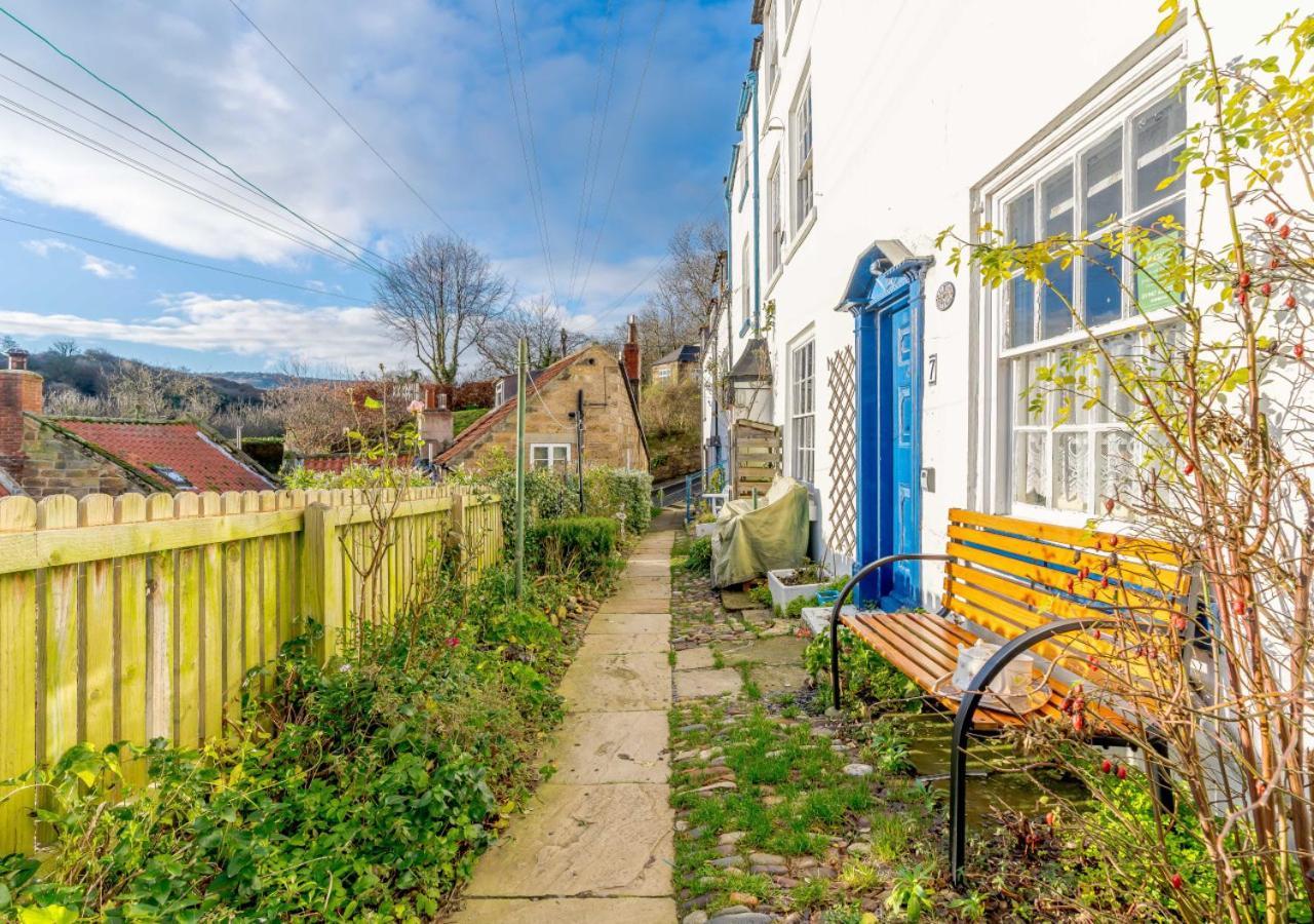Alice Cottage โรบินฮูดส์เบย์ ภายนอก รูปภาพ